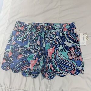 Women’s Crown & Ivy Shorts